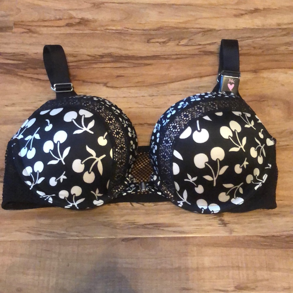 Victoria Secret Very Sexy push-up bra - 34C - Never worn